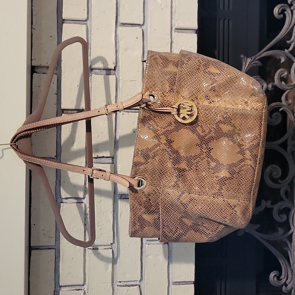 Micheal Kors snakeskin tote handbag